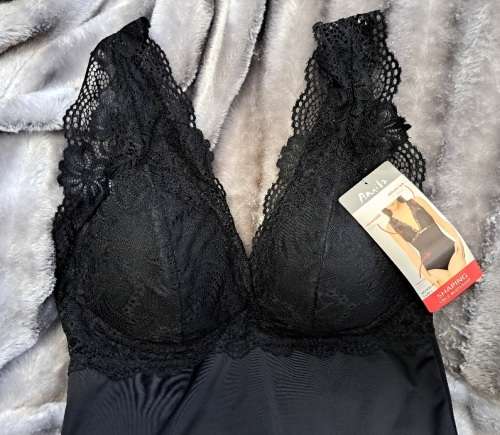 Black Lace Bodysuit: XL
