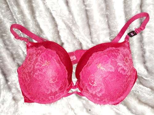 La Senza Red Bra: Size 36C