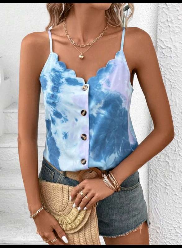 Stunning  Top: Small