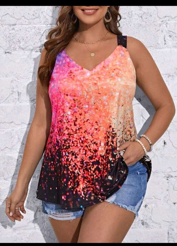 Stunning  Top:  2XL