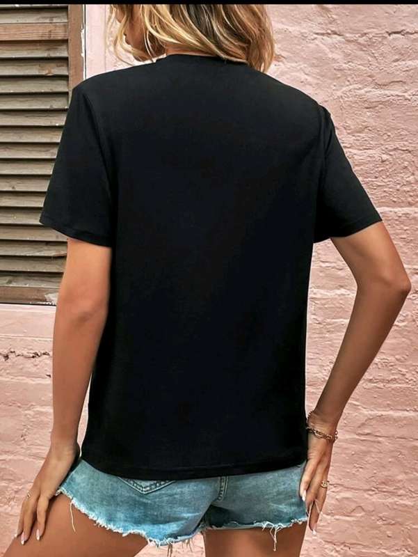 Black  Top:  Med