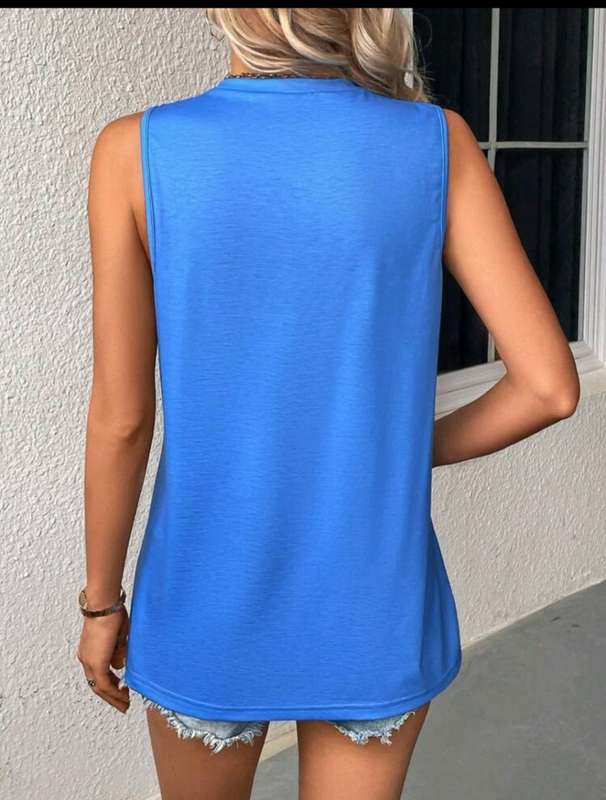 Stunning  Top:  Med