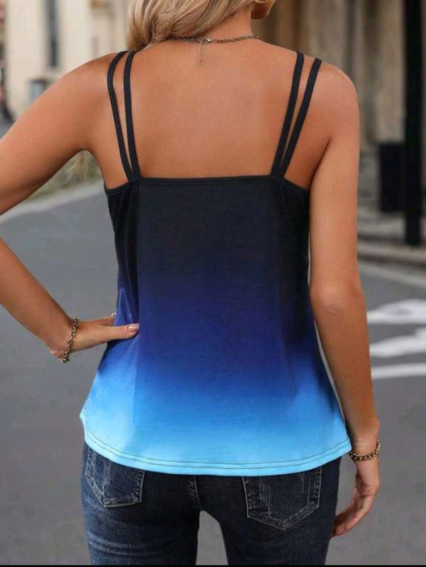 Stunning Top:  3XL