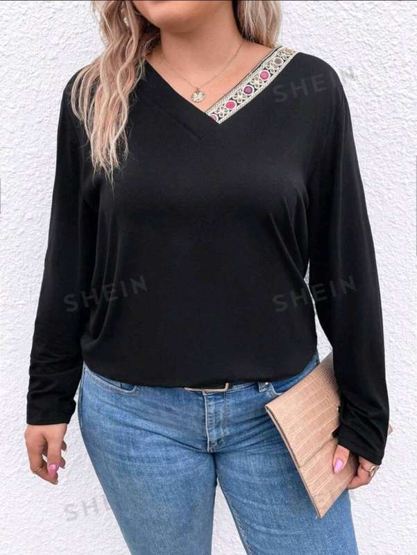 Stunning Top:  2XL