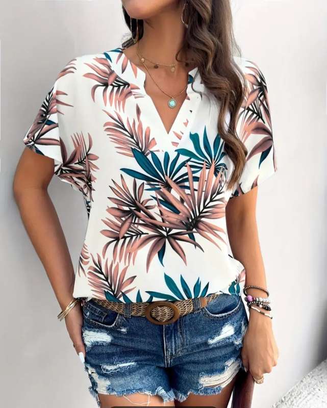 Stunning Top:  XL