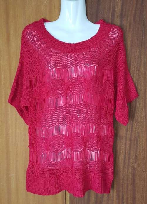 Funky Red Ribbon Yarn Knit