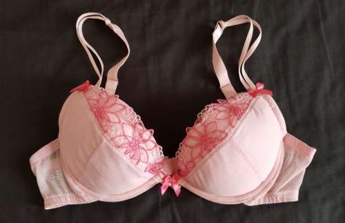 Pink WONDERBRA - 34B