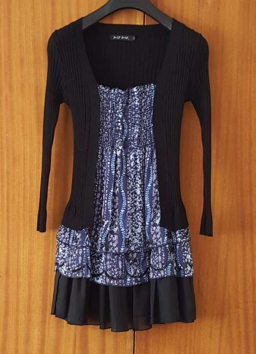 Gorgeous Black and Blue Ruched Dress