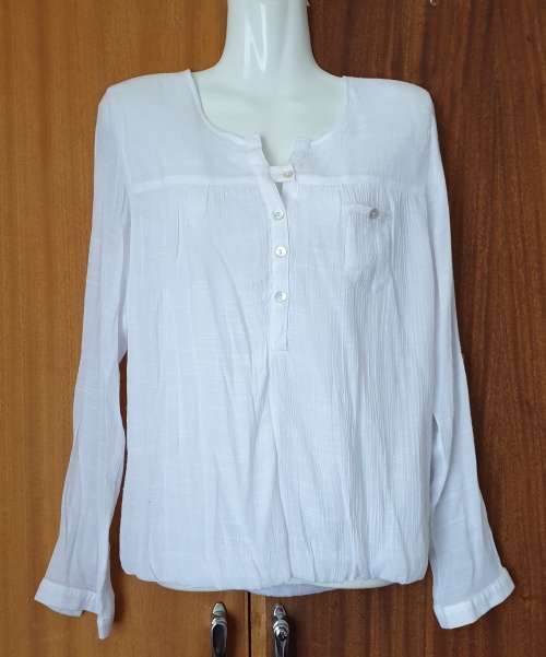 Stunning White Bubble Top from Truworth