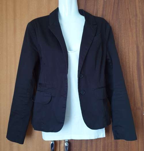 Stylish Black Blazer from Edgars