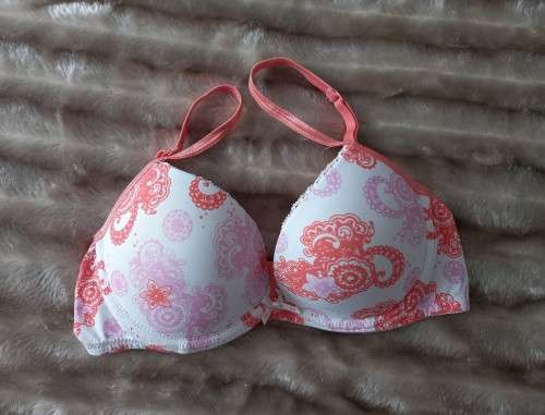 White and Peach Bra from Sloggi