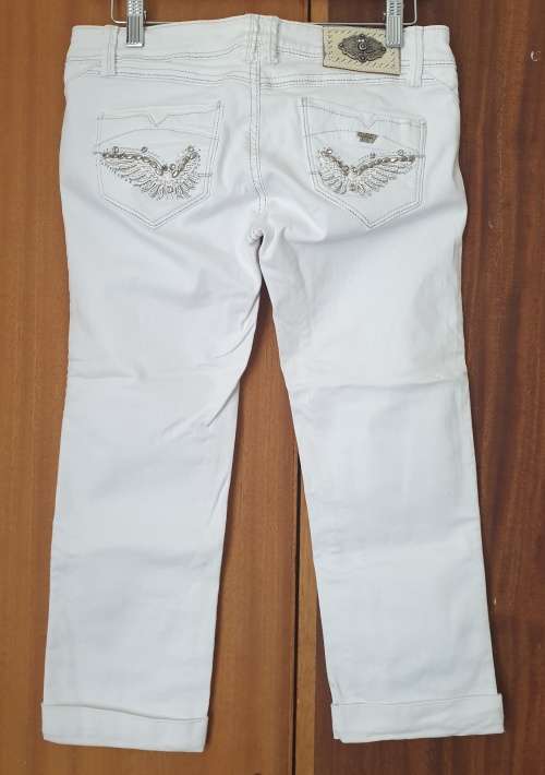 Beautiful White Capri Jean from Sissy Boy
