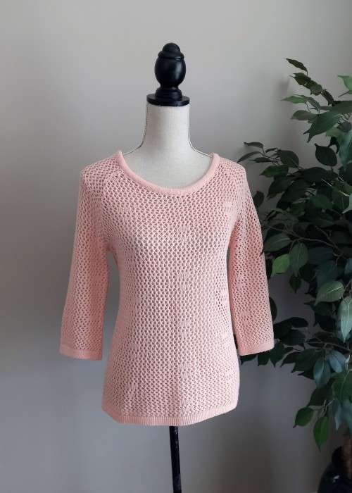 Beautiful Peach Knit Top