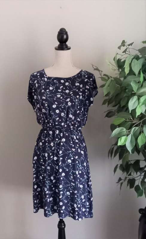 Beautiful Navy Floral Dress from Edgars