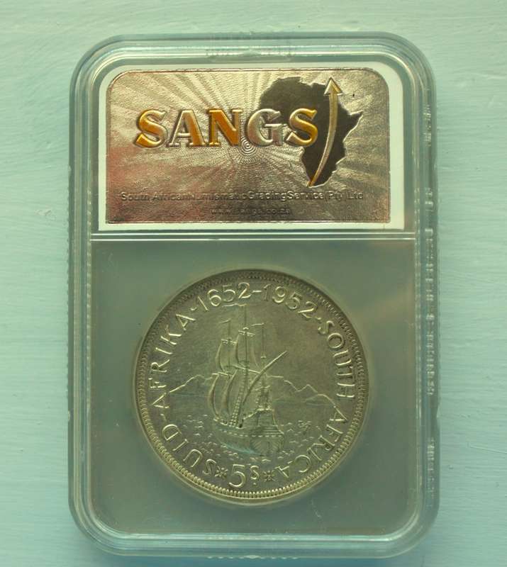 1952 SILVER KING GEORGE VI FIVE SHILLINGS. GRADED XF 40.