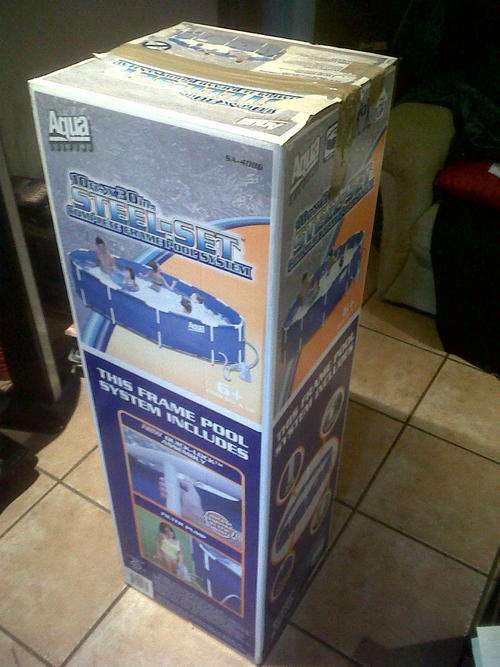 Aqua Swimming pool steel set BIG! Comes with Pump