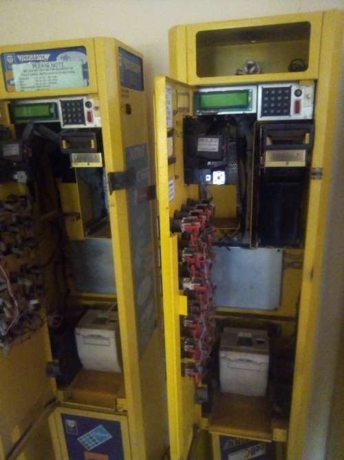 R8000 for 7x Airtime vending machines