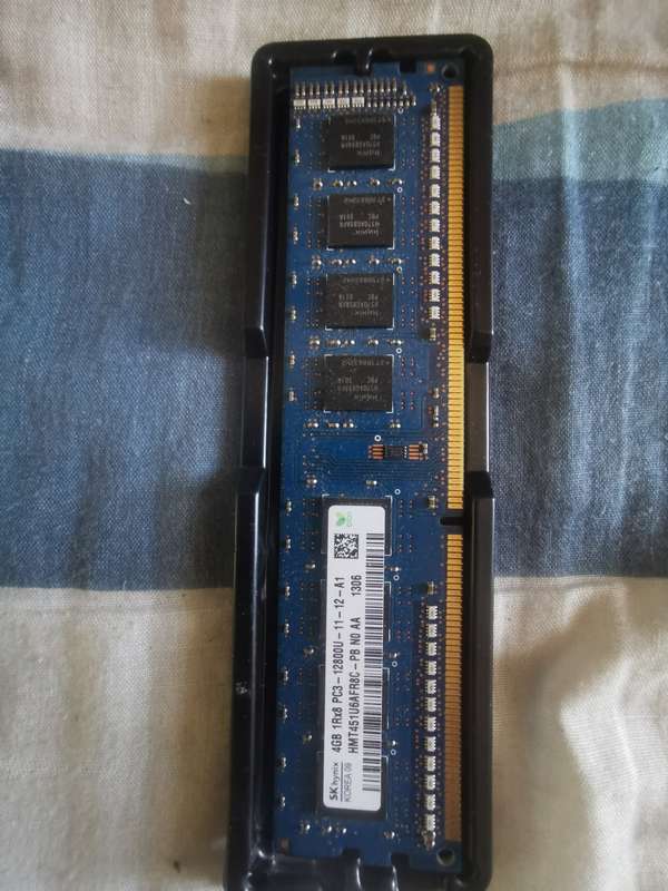 SK Hynix 4 GB DDR3 Ram 1rx8 12800U