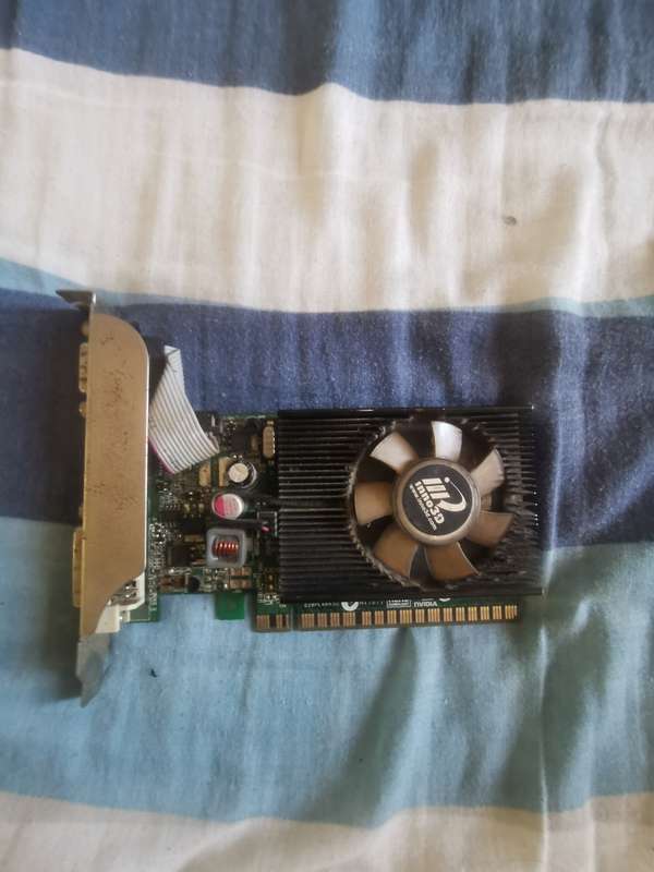 Job lot computer and laptop parts (GeForce 210 Graphics card and more)