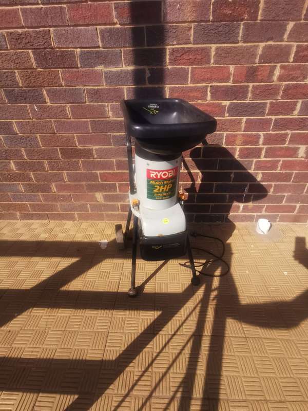 !!!Late Entry!!! RYOBI RGS1500 MULCH MAKER SHREDDER 2HP motor !!Low start!!