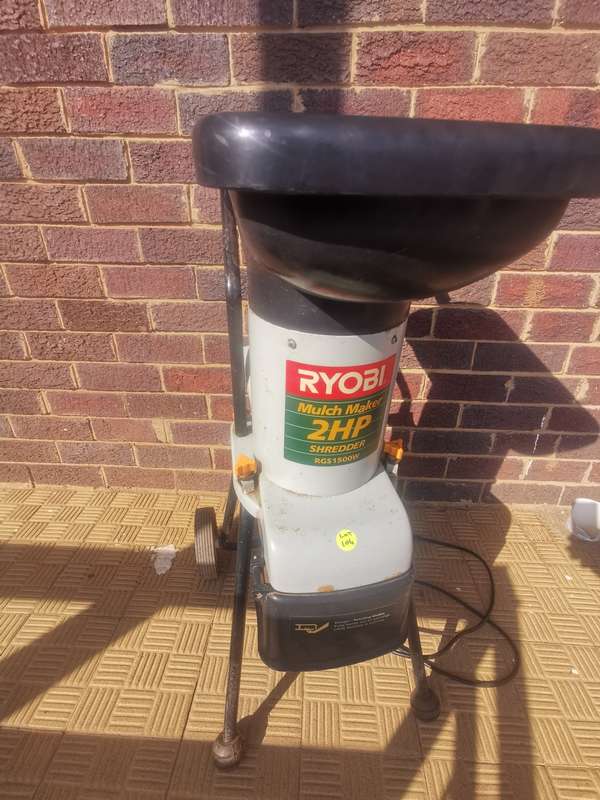 !!!Late Entry!!! RYOBI RGS1500 MULCH MAKER SHREDDER 2HP motor !!Low start!!