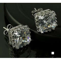 EXQUISITE 18K WHITE GOLD PLATED AAA+ CUBIC ZIRCONIA SQUARE STUD EARRINGS