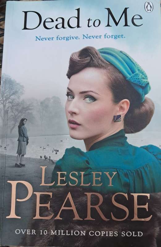 Dead to Me (Lesley Pearse)