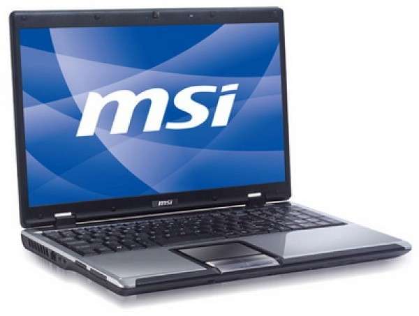 MSI CR500 LAPTOP IN EXCELLENT CONDITION