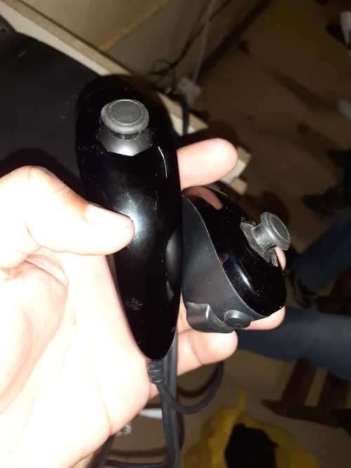 NINTENDO WII U- READ DESCRIPTION