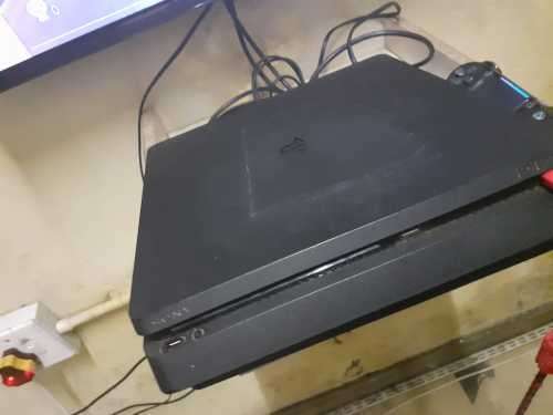 PS4 SLIM 500GB (Read Description)