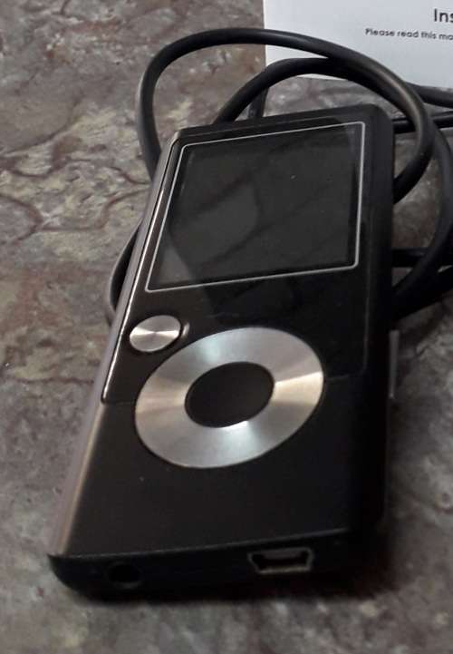 SANSUI MP3 and Video Player with FM Radio