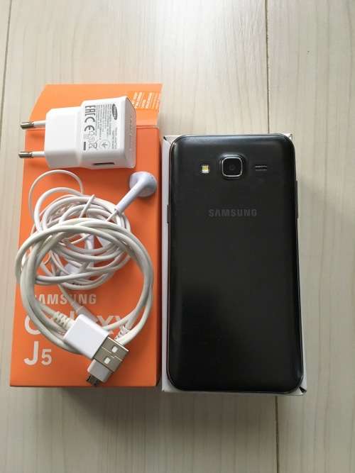 Samsung Galaxy J5 Black