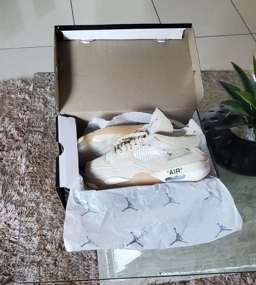 Jordan 4's off white size 10