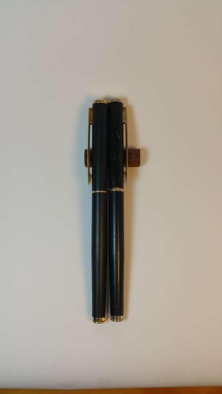 Two fountain pens, Readers digest type