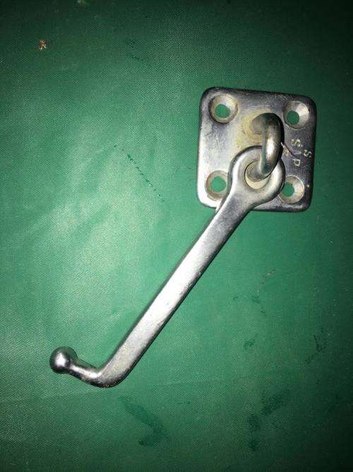 Compartment slider lock