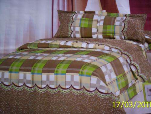LOVELY NEW 6 PIECE DUVET COVER SET - NO RESERVE!!!!!