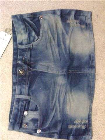 Ladies   denim  Mini skirt -rigid fabric,  size 30