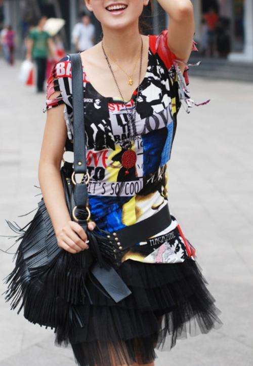 Ladies  print tee with  MESH FABRIC skirt  -    fit for size 32---34- NEW ARRIVAL