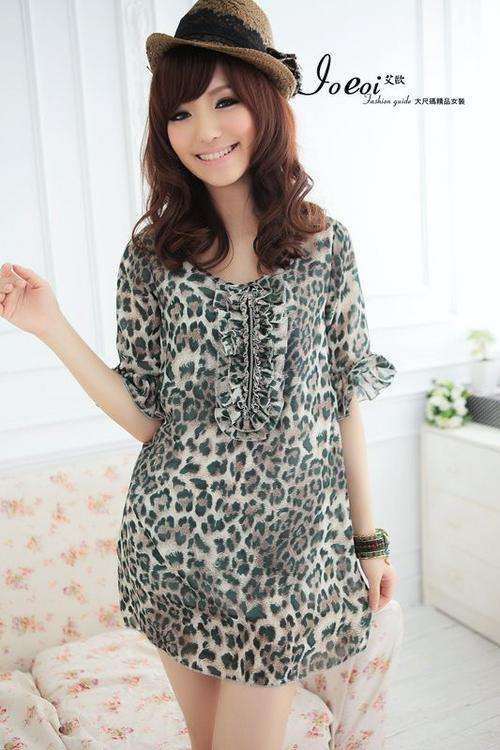 Ladies top high density chiffon fabric top --Green  with print with belt --fit for size 36