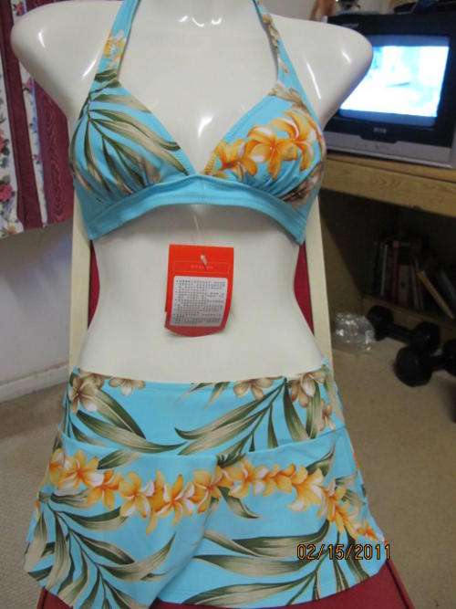 ladies swim costume 3pcs sets  size   -32 --34- floral print