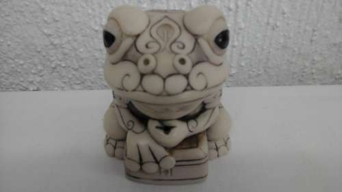 GORGEOUS FROG, COULD BE A MONEY FROG COULD BE AN INCENCE HOLDER