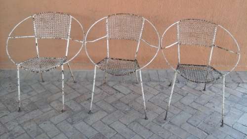 THESE 3 GARDEN CHAIRS ARE BACK TO THE SEVENTIES WHEN OUTDOOR FURNITURE WHERE MADE OF WIRE