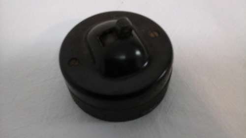 INCREDIBLE VINTAGE ORIGINAL GOLTONE LIGHT SWITCH. MADE IN ENGLAND. GREAT PIECE!