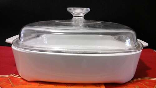 INCREDIBLE ORIGINAL CORNING WARE MICROWAVE BROWNING SKILLET/ DISH WITH LID. MADE IN USA. FANTASTIC!