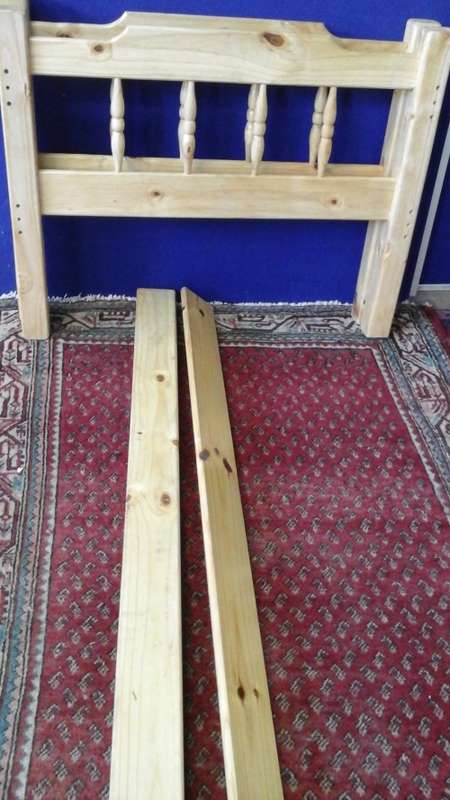 BEAUTIFUL PINE BED. HAS THE SIDE PIECES HEADBOARD & FOOTBOARD. LIGHT COLOUR TO BLEND WITH ANY COLOUR
