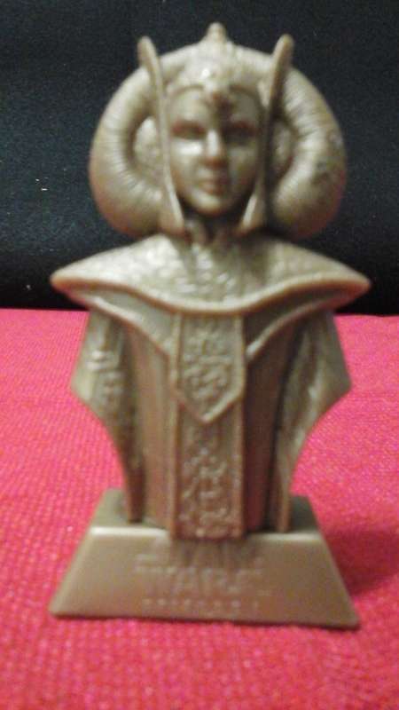 AWESOME STAR WARS PROMOTIONAL MEMORABILIA OF QUEEN AMIDALA FOR EPISODE 1: THE PHANTOM MENACE MOVIE!