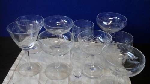 AN ASSORTMENT OF TEN ABSOLUTELY BEAUTIFUL VINTAGE CUT GLASS GLASSES. SIMPLY ELEGANT!