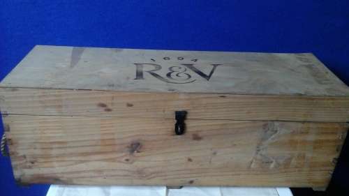 ABSOLUTELY TERRIFIC '1694 R & V' WOODEN CRATE. FANTASTIC PIECE. GREAT DECORATIVE AND STORAGE PIECE!