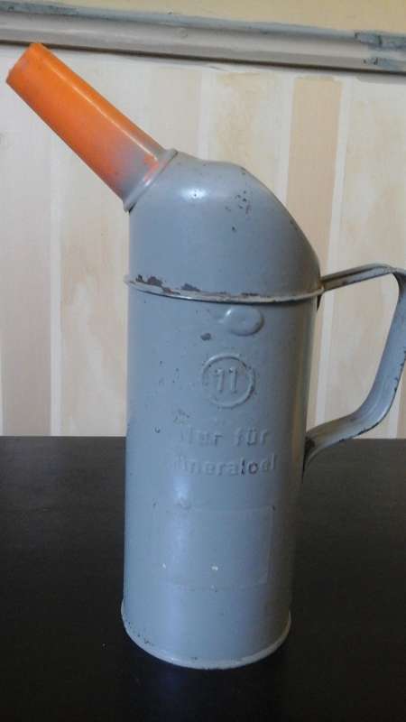VERY COLLECTIBLE A VINTAGE GALVANISED OIL/WATER CAN. DIFFERENT