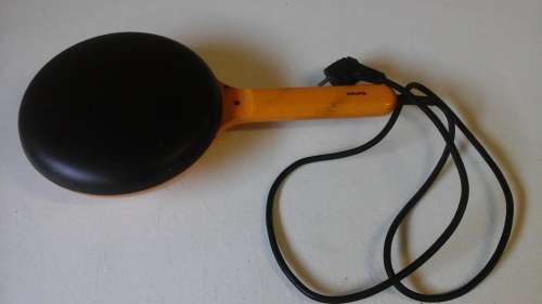 INCREDIBLE VINTAGE KRUPS SUZETTE CREPE MAKER. FANTASTIC AND INTERESTING PIECE!